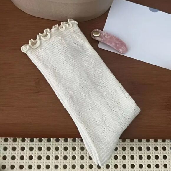 4 Pairs Solid Frill Trim Soft Mid Tube Socks - Picture 6 of 7